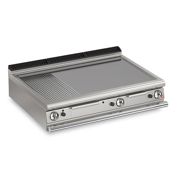 Q70FTT/G1220 3 Burner Gas Fry Top With 2/3 Smooth 1/3 Ribbed Mild Steel Plate And Thermostat Control